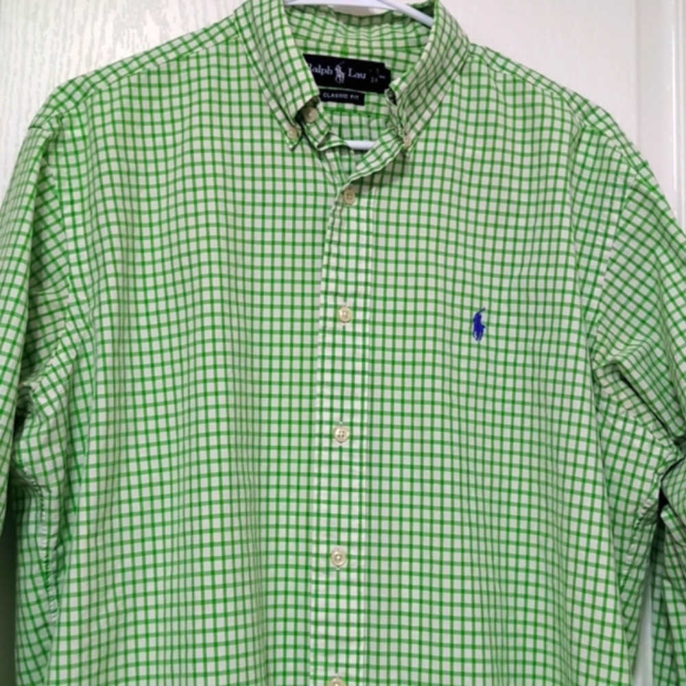 Ralph Lauren Classic Fit Button Down Shirt. Size Medium. Gingham Check